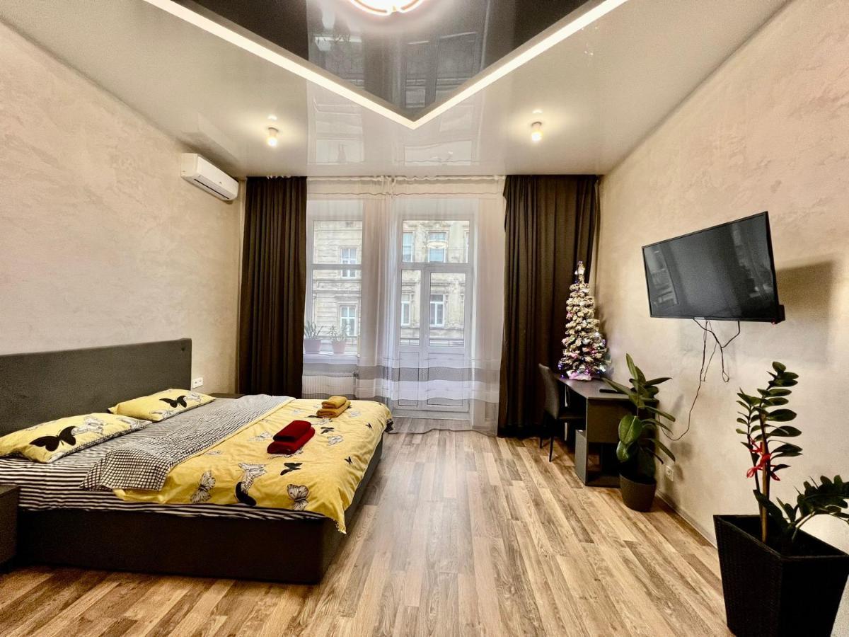 Kulisha 2Bedroom Apartment Near Opera House With Balcony Liov Exterior foto